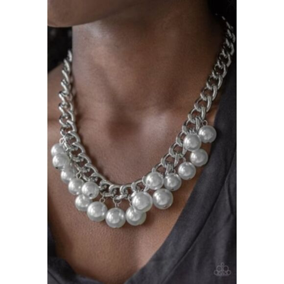 Get Off My Runway Silver Necklace (344) - Picture 1 of 3